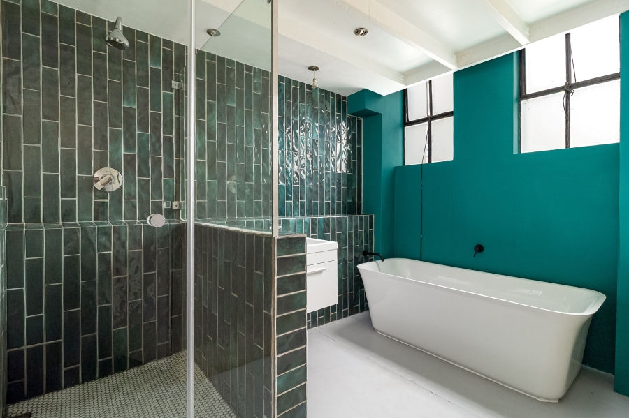 6 Bedroom Property for Sale in Cape Town City Centre Western Cape